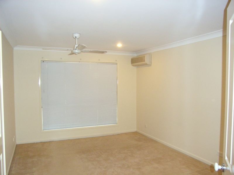 14 Rhiannon Drive, Ashmore QLD 4214