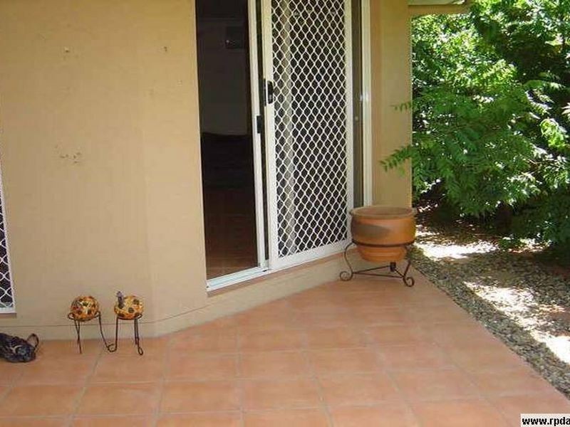 14 Rhiannon Drive, Ashmore QLD 4214