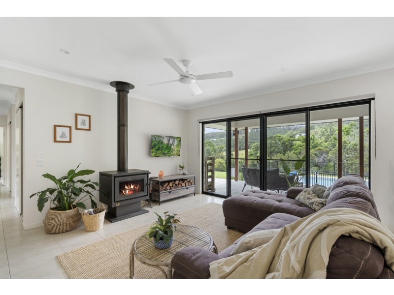 26A Boogard Place, Clagiraba QLD 4211