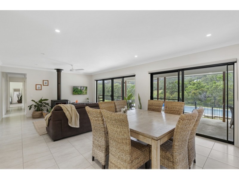 26A Boogard Place, Clagiraba QLD 4211