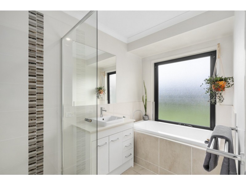 26A Boogard Place, Clagiraba QLD 4211