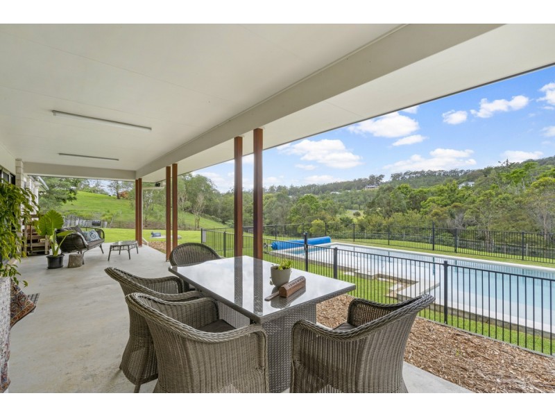 26A Boogard Place, Clagiraba QLD 4211