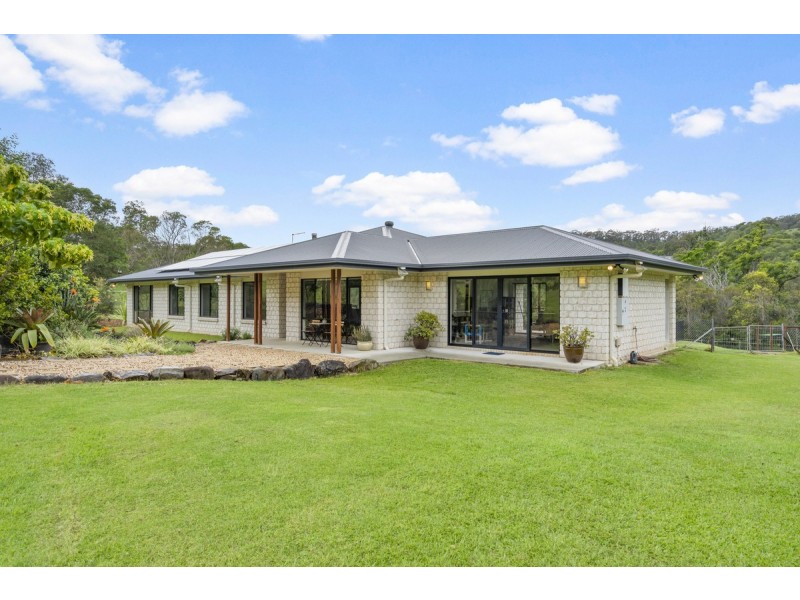 26A Boogard Place, Clagiraba QLD 4211