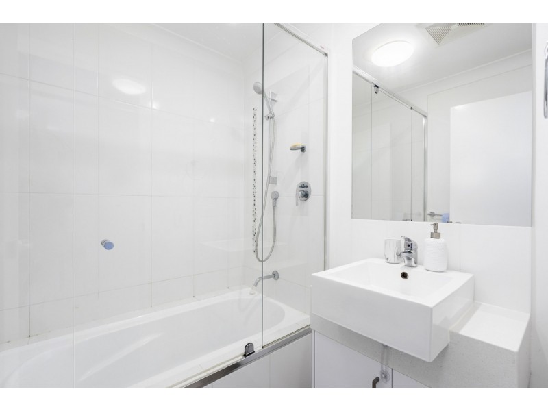 14/22 Careel Close, Helensvale QLD 4212