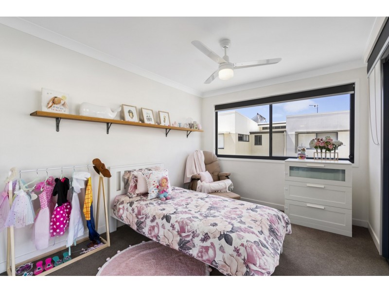 14/22 Careel Close, Helensvale QLD 4212