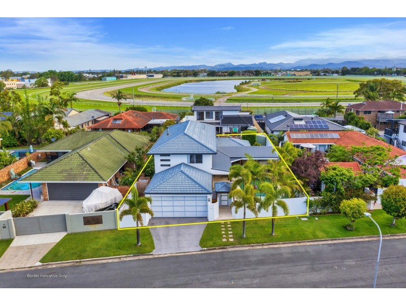 12 Daimler Drive, Bundall QLD 4217