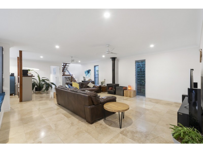 12 Daimler Drive, Bundall QLD 4217