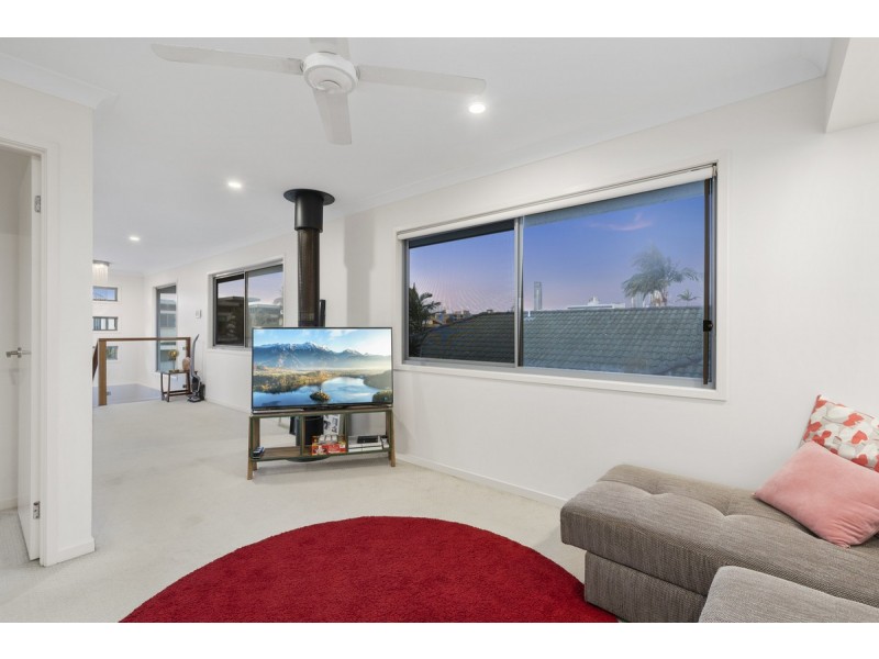 12 Daimler Drive, Bundall QLD 4217