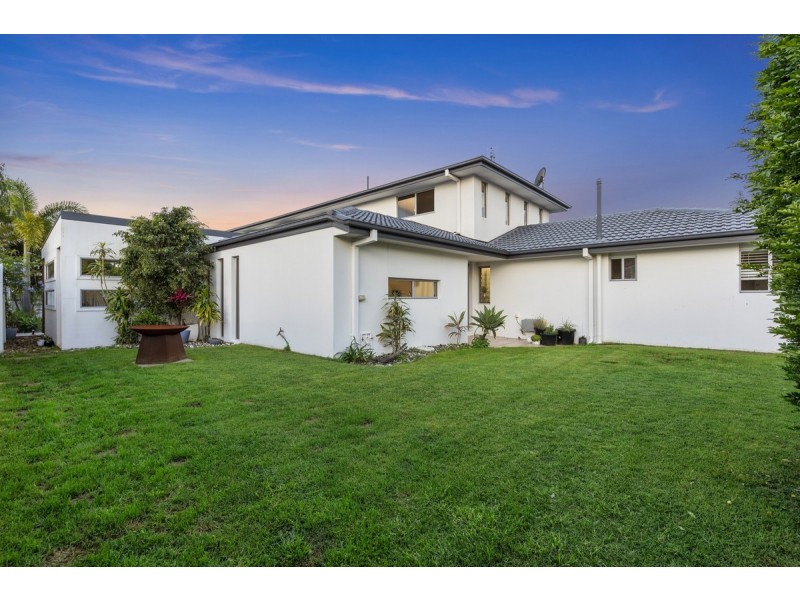 12 Daimler Drive, Bundall QLD 4217