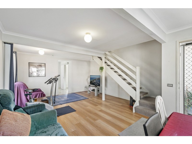 13/125 Pappas Way, Nerang QLD 4211