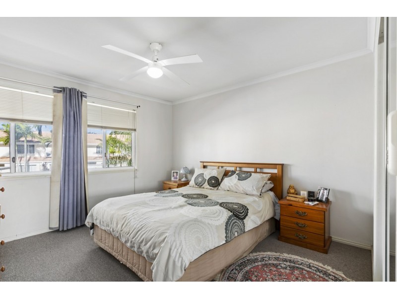 13/125 Pappas Way, Nerang QLD 4211