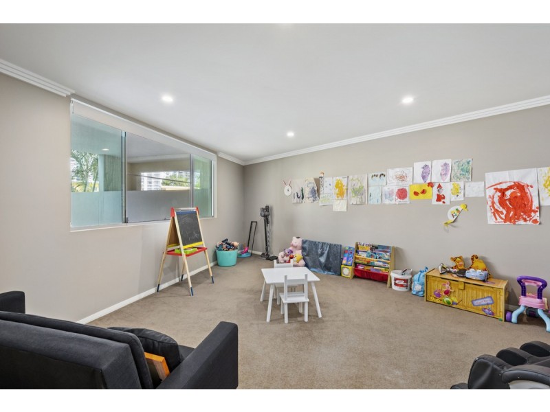 1/24 Tarcoola Crescent, Surfers Paradise QLD 4217