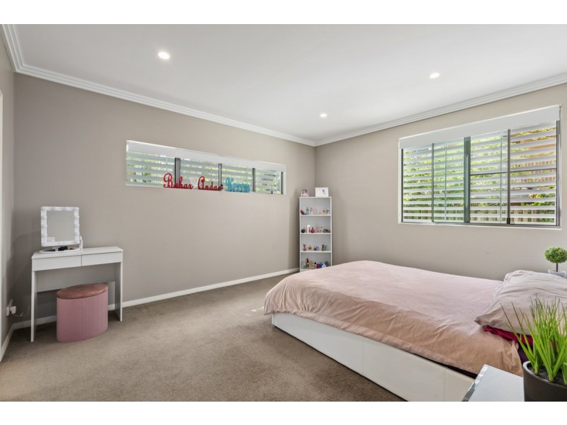 1/24 Tarcoola Crescent, Surfers Paradise QLD 4217