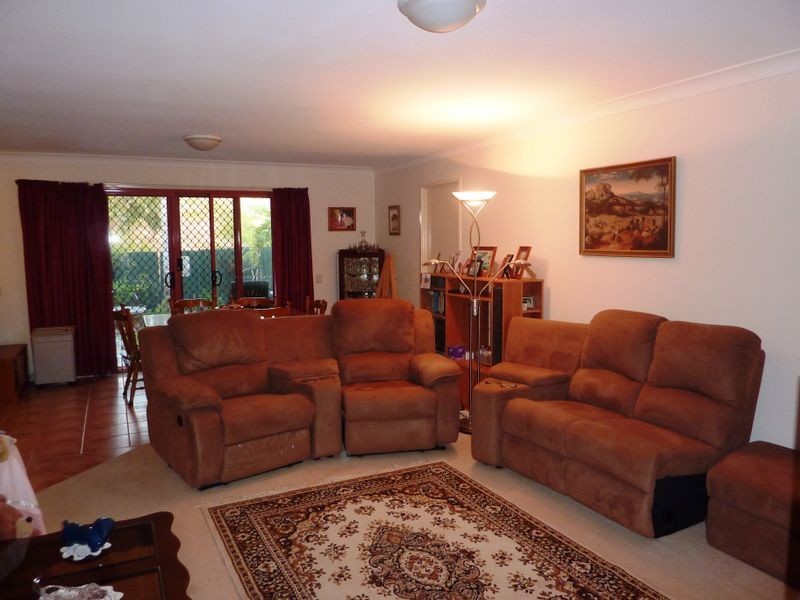 41 Paddington Drive, Carrara QLD 4211