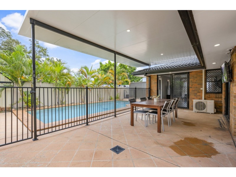 20 Sue Court, Highland Park QLD 4211