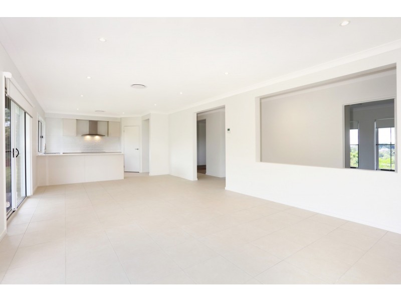 1 Doomben Court, Beechmont QLD 4211