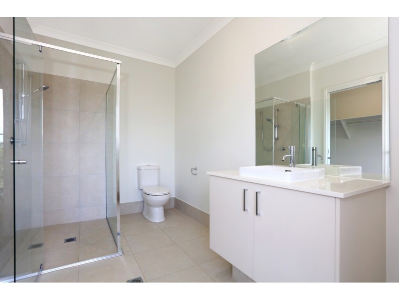 1 Doomben Court, Beechmont QLD 4211