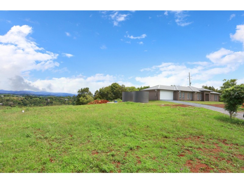 1 Doomben Court, Beechmont QLD 4211