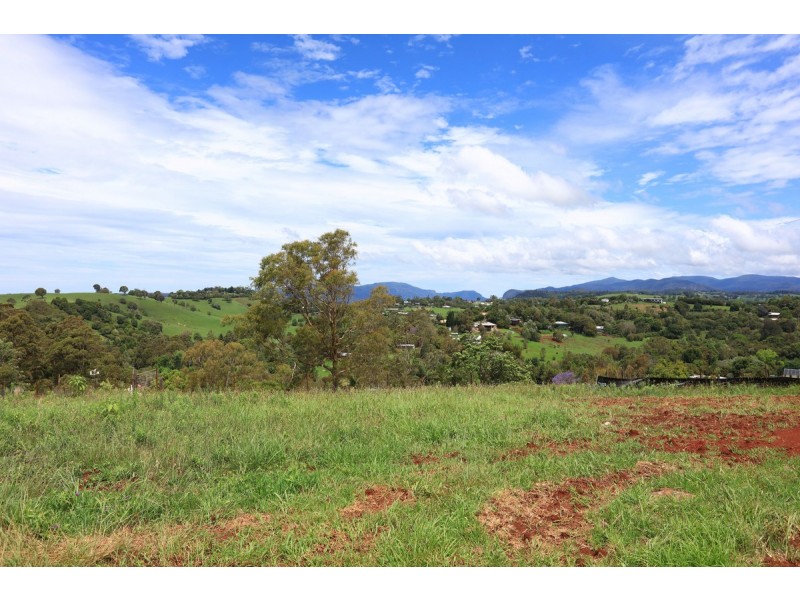 1 Doomben Court, Beechmont QLD 4211