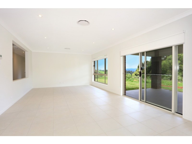 1 Doomben Court, Beechmont QLD 4211