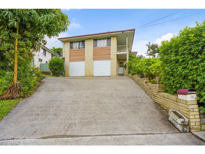 16 Blaxland Avenue, Molendinar QLD 4214