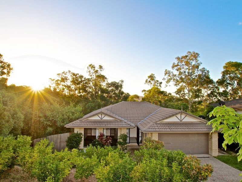 25 Tara Vista Boulevard, Highland Park QLD 4211