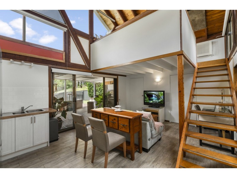 6 Marrantin Court, Carrara QLD 4211