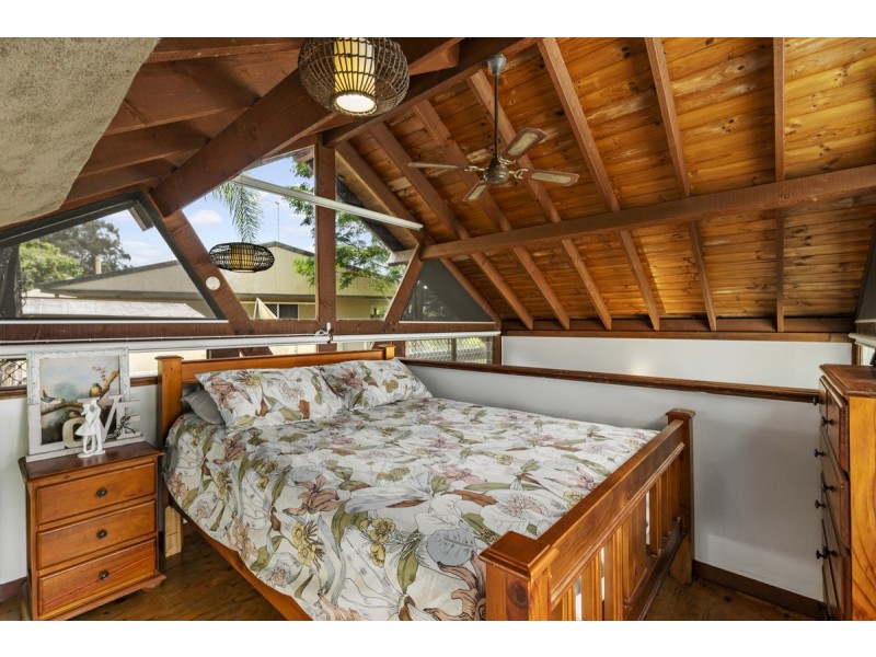 6 Marrantin Court, Carrara QLD 4211