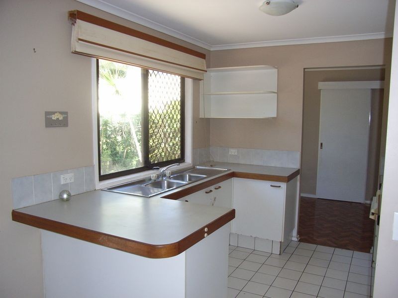 38 Lexington Drive, Worongary QLD 4213