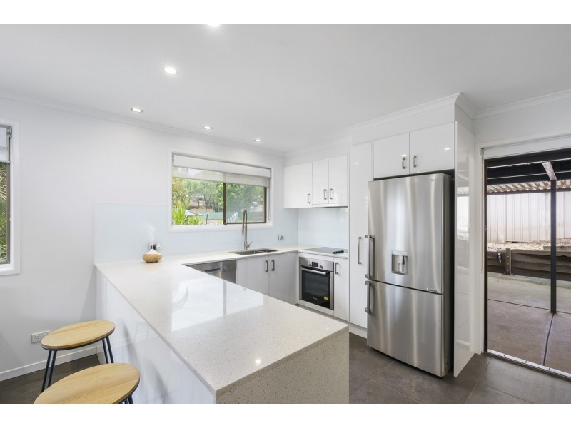 17 Goodman Close, Highland Park QLD 4211