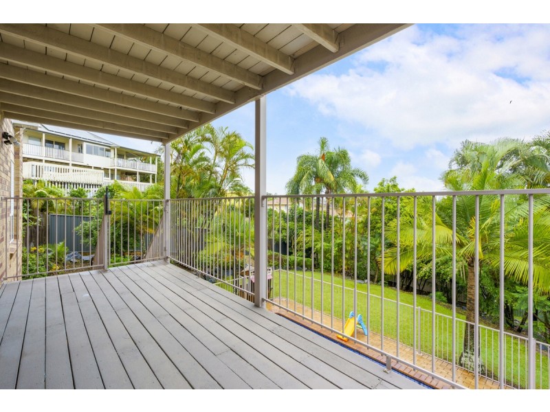 9 Macrobert Street, Highland Park QLD 4211