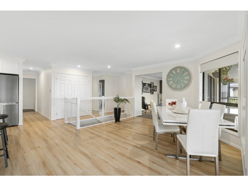 21 Mercure Place, Highland Park QLD 4211