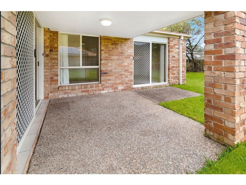 16 Barrs Avenue, Oxenford QLD 4210