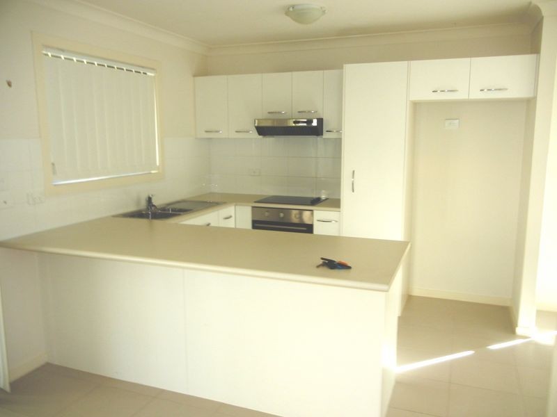 6 Cathmor Court, Oxenford QLD 4210