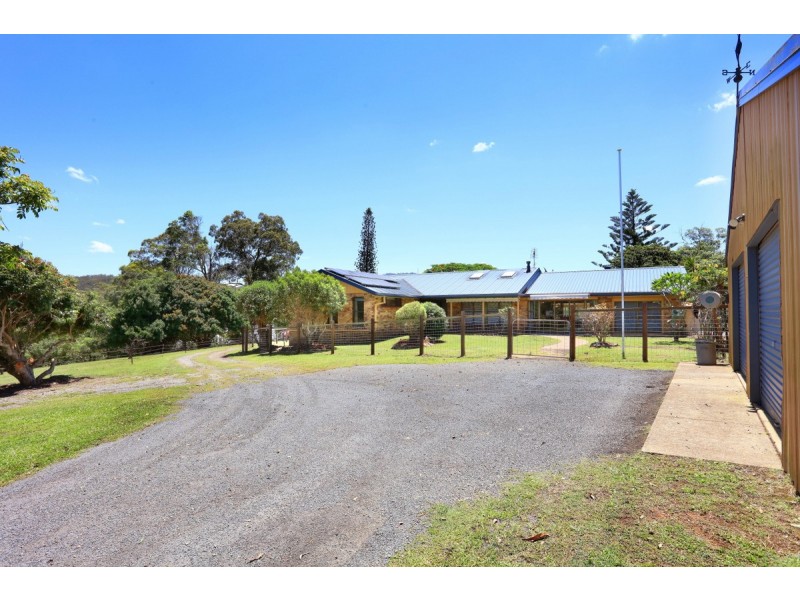 21 Darwalla Road, Mount Nathan QLD 4211