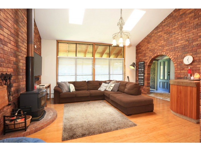 21 Darwalla Road, Mount Nathan QLD 4211