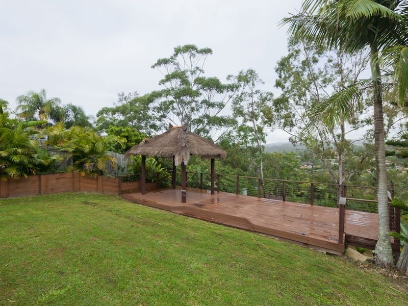 35 Quigan Terrace, Highland Park QLD 4211