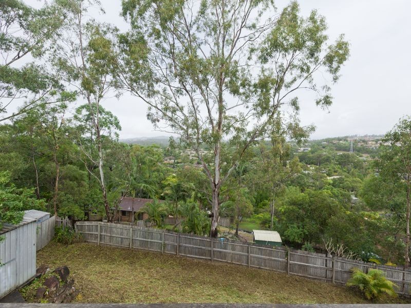 35 Quigan Terrace, Highland Park QLD 4211