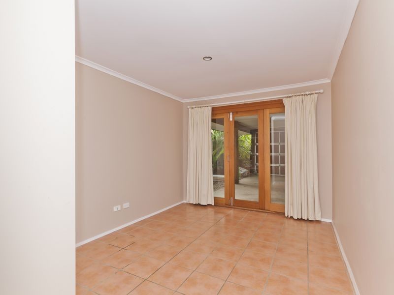 35 Quigan Terrace, Highland Park QLD 4211