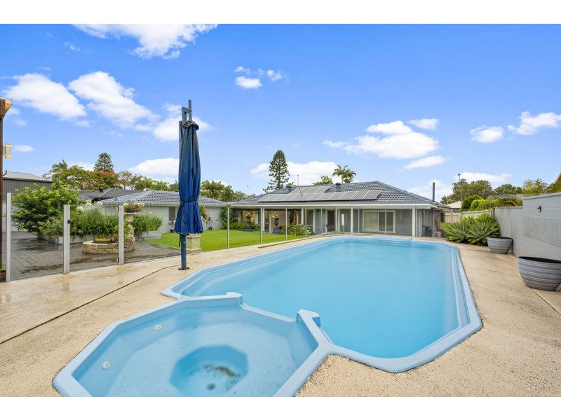 5 St Petersburg Place, Nerang QLD 4211