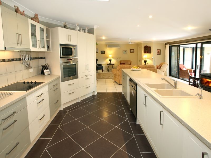 21 Nathanvale Drive, Mount Nathan QLD 4211