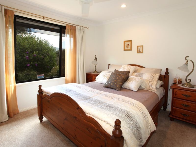 21 Nathanvale Drive, Mount Nathan QLD 4211