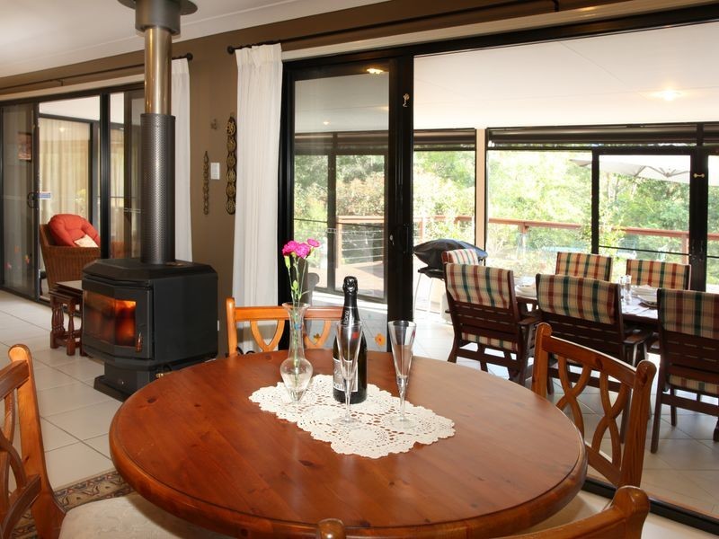 21 Nathanvale Drive, Mount Nathan QLD 4211