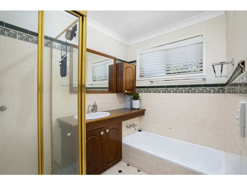 31 Mortensen Road, Nerang QLD 4211