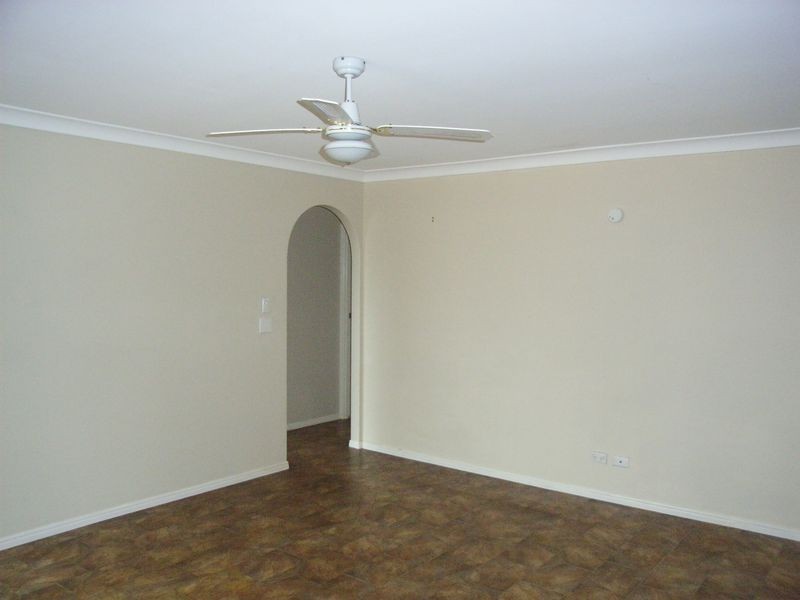 32 Kincaid Drive, Highland Park QLD 4211