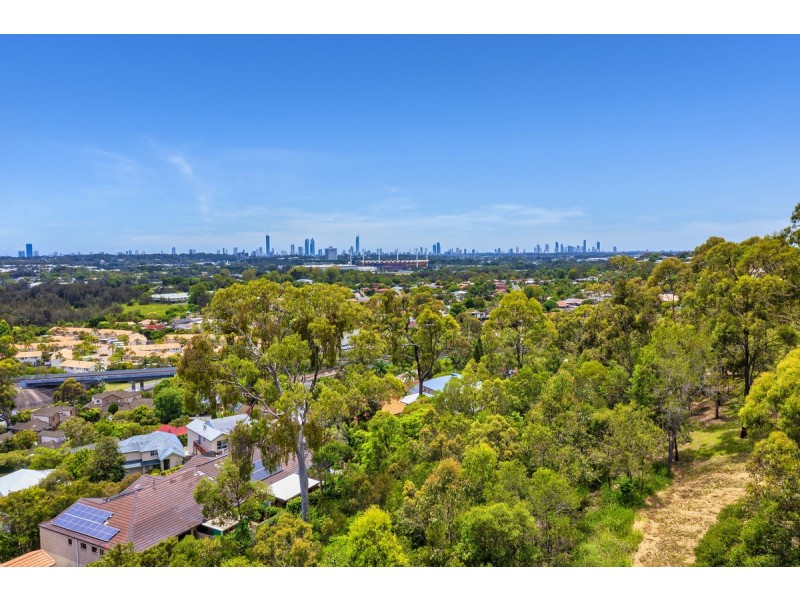 37 John Francis Drive, Carrara QLD 4211