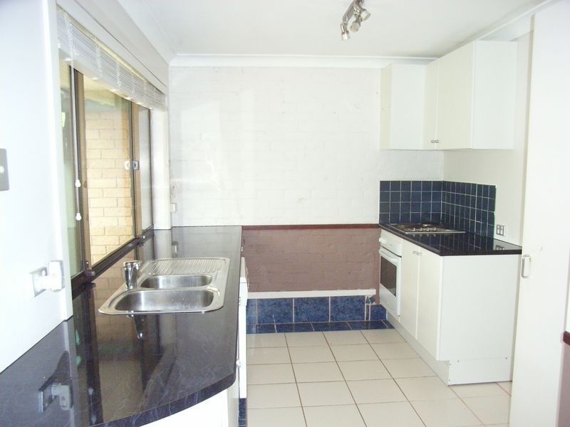 10/5 Balfour Crescent, Highland Park QLD 4211