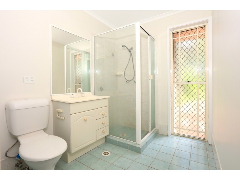 138 Henri Robert Drive, Clagiraba QLD 4211