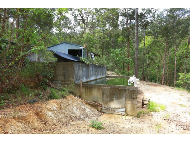 138 Henri Robert Drive, Clagiraba QLD 4211