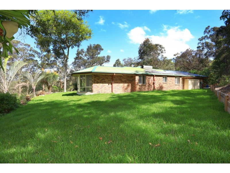 138 Henri Robert Drive, Clagiraba QLD 4211